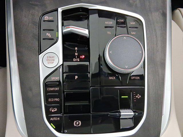 new 2026 BMW X7 car, priced at $91,615