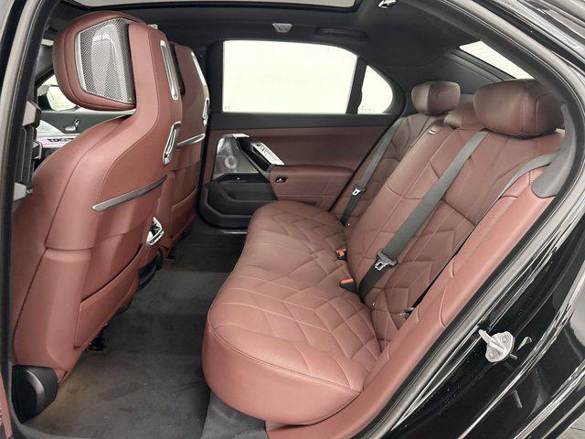new 2025 BMW 760 car, priced at $133,580