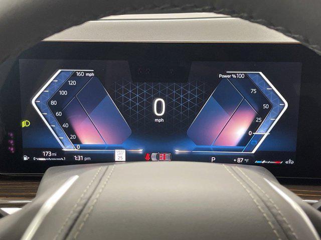 new 2025 BMW X7 car, priced at $91,325