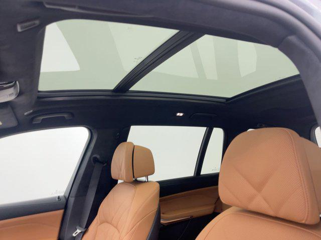new 2026 BMW X7 car, priced at $98,085