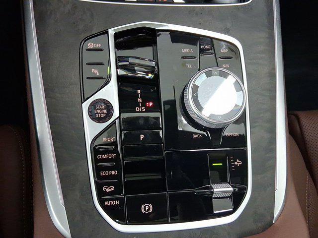 new 2026 BMW X7 car, priced at $102,035