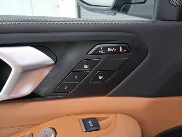 new 2026 BMW X7 car, priced at $98,285