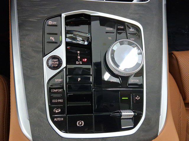 new 2026 BMW X7 car, priced at $98,285