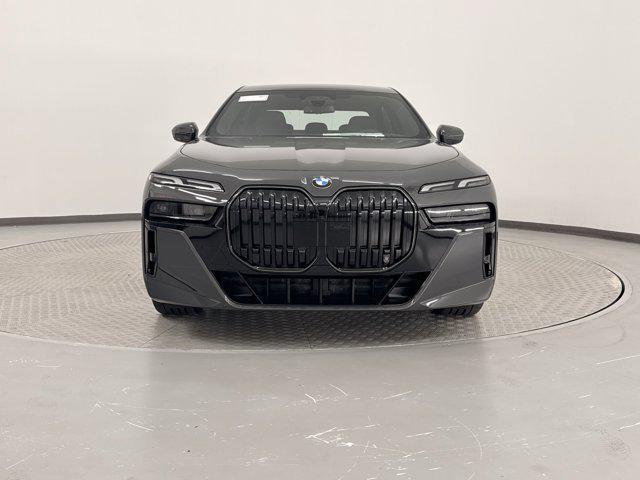 new 2025 BMW 760 car, priced at $138,335