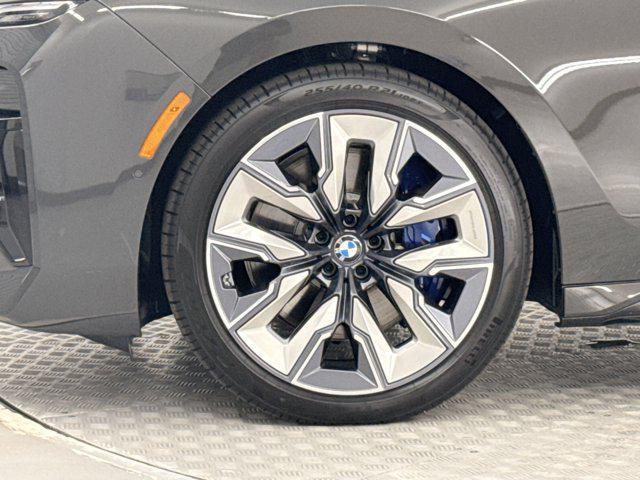 new 2025 BMW 760 car, priced at $138,335