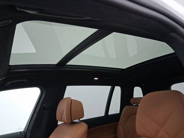 new 2026 BMW X7 car, priced at $101,185