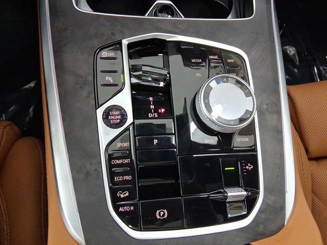 new 2026 BMW X7 car, priced at $101,185