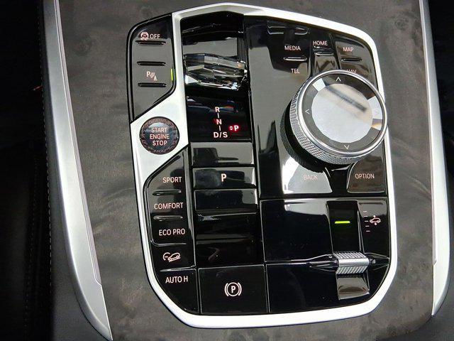 new 2026 BMW X7 car, priced at $121,575