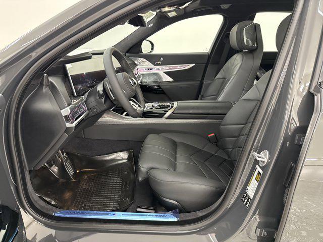 new 2025 BMW 760 car, priced at $141,935