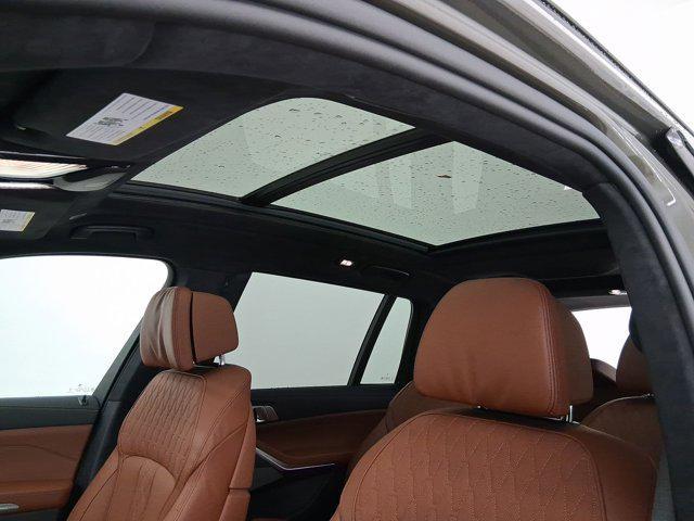 new 2026 BMW X7 car, priced at $103,985