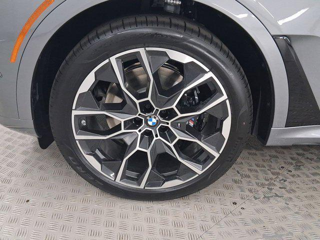 new 2026 BMW X7 car, priced at $99,935