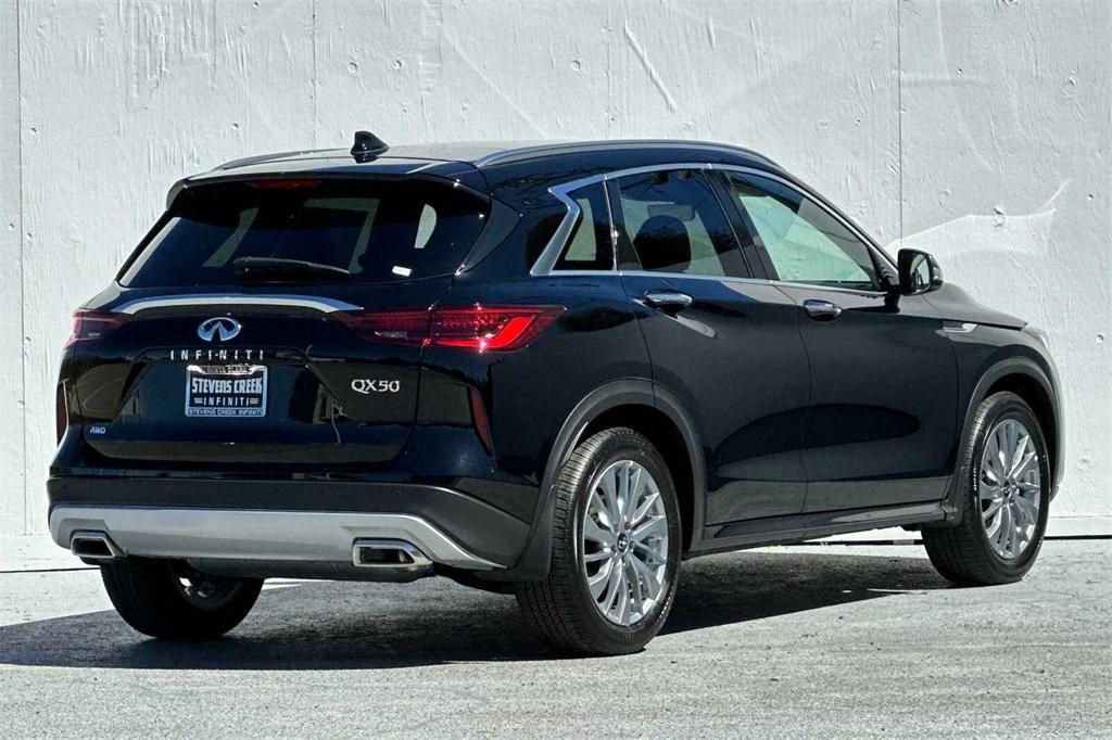 new 2024 INFINITI QX50 car, priced at $45,555