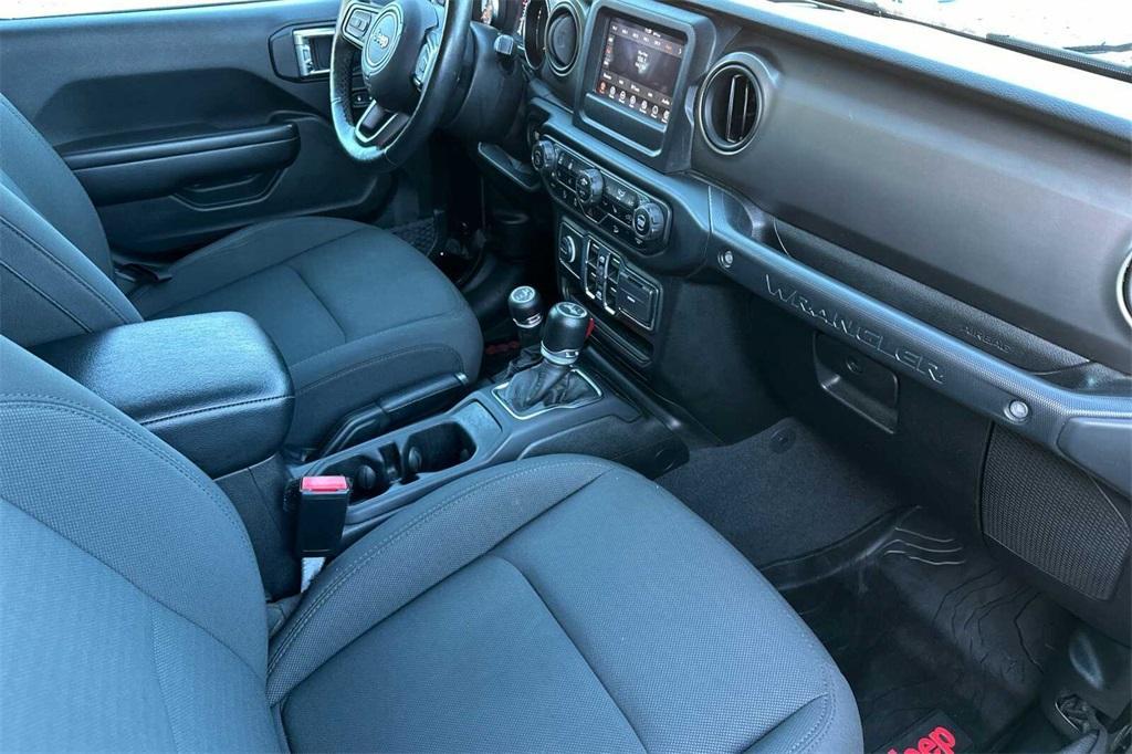 used 2021 Jeep Wrangler Unlimited car, priced at $33,988