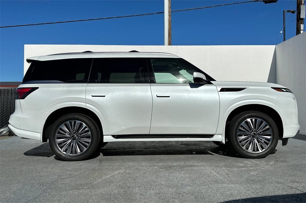 new 2025 INFINITI QX80 car, priced at $105,490