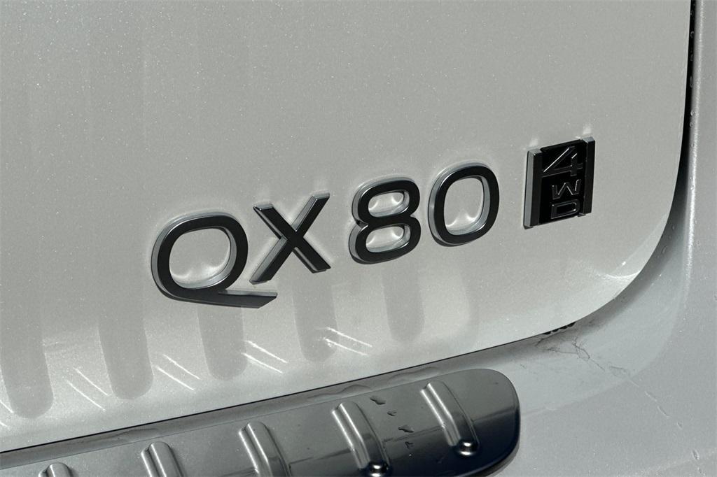 new 2025 INFINITI QX80 car, priced at $105,490