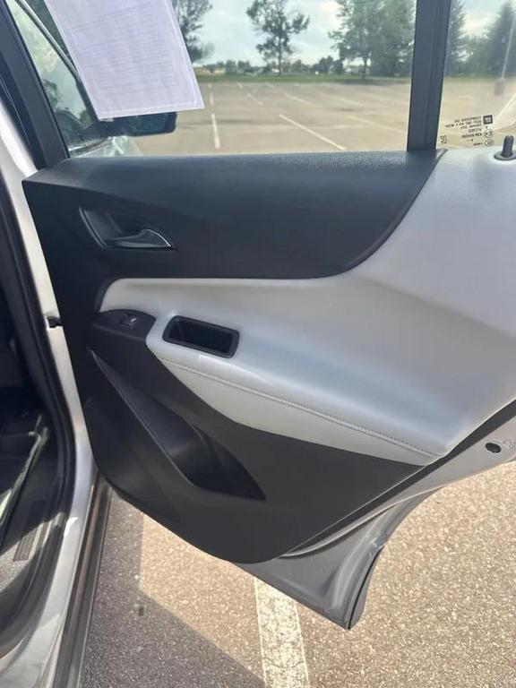 used 2020 Chevrolet Equinox car, priced at $15,498