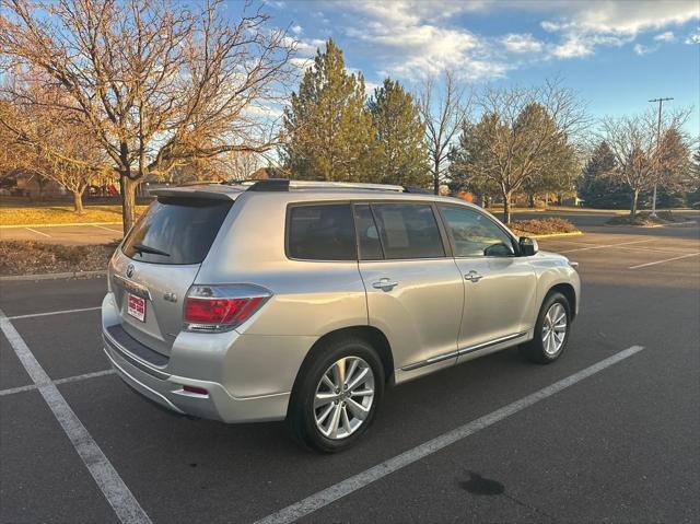 used 2011 Toyota Highlander Hybrid car, priced at $9,998