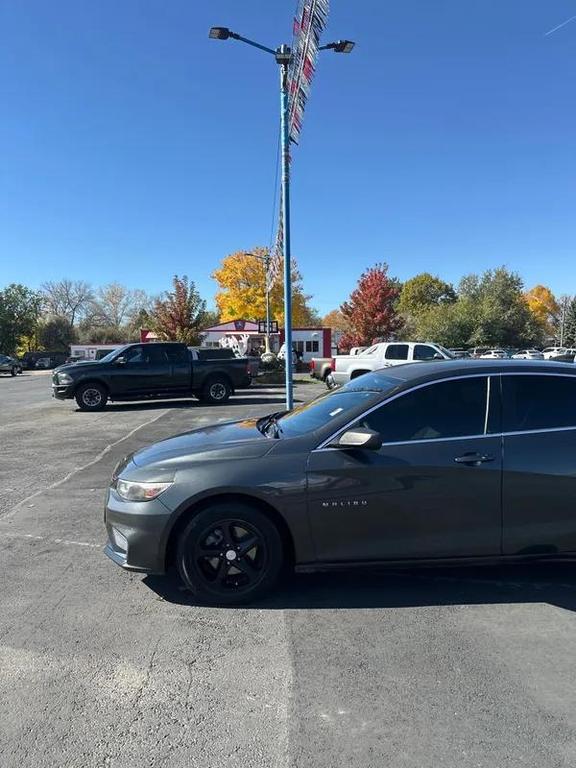 used 2018 Chevrolet Malibu car, priced at $13,998
