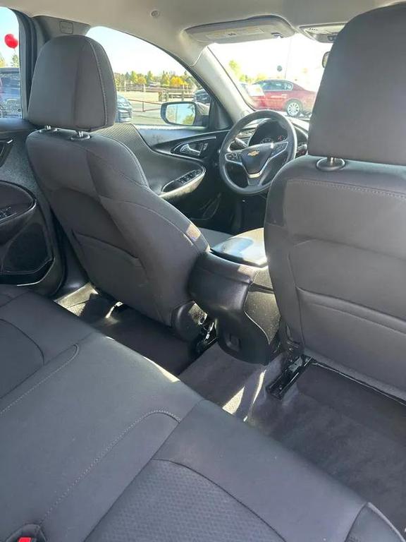 used 2018 Chevrolet Malibu car, priced at $13,998