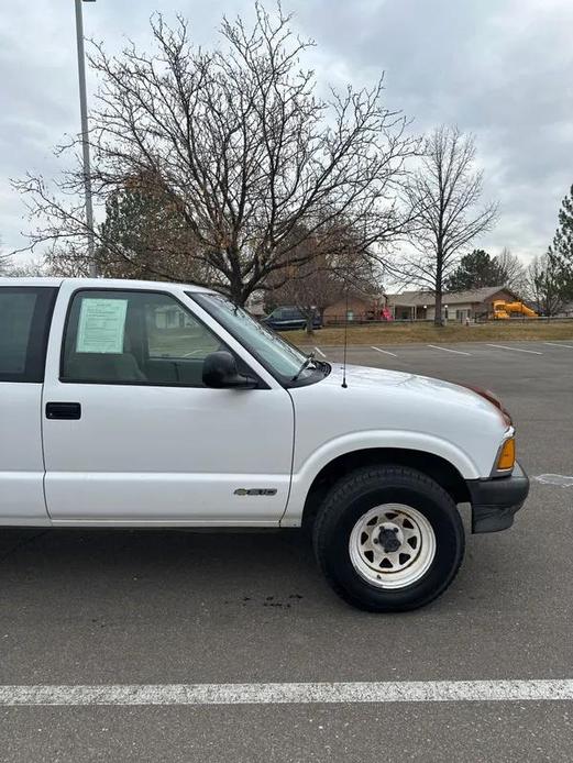 used 1996 Chevrolet S-10 car, priced at $7,498