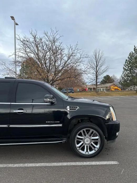 used 2008 Cadillac Escalade car, priced at $10,998