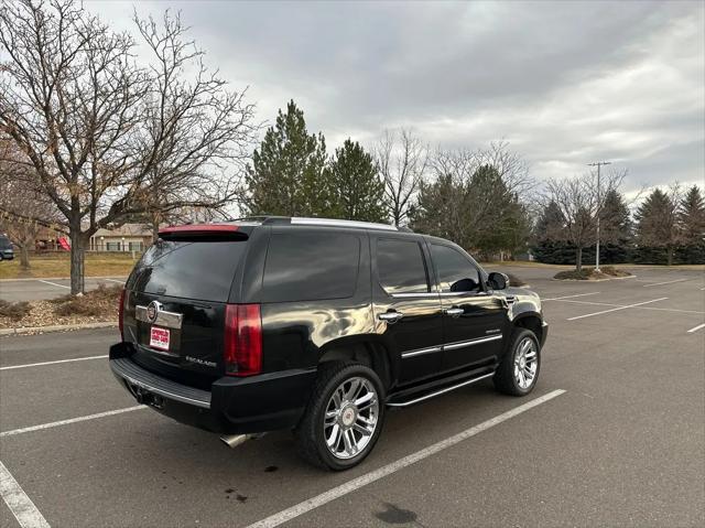 used 2008 Cadillac Escalade car, priced at $10,998