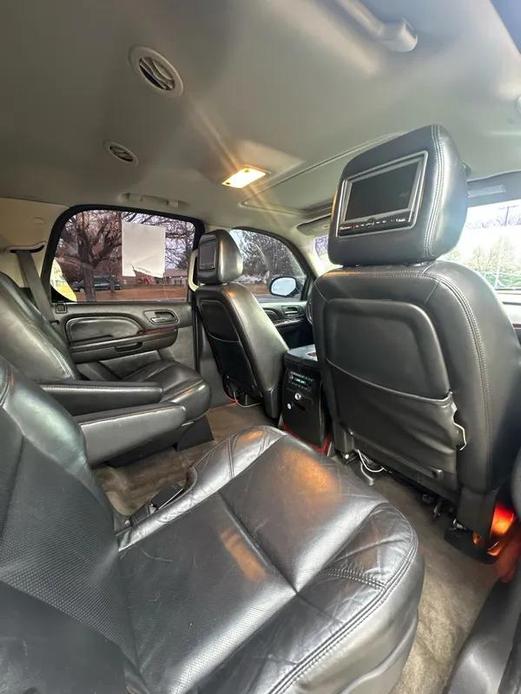 used 2008 Cadillac Escalade car, priced at $10,998