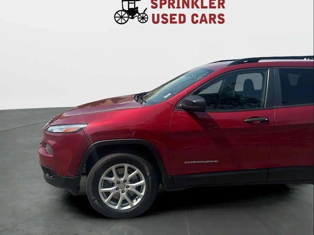 used 2016 Jeep Cherokee car, priced at $9,498