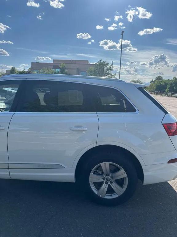 used 2019 Audi Q7 car, priced at $18,998