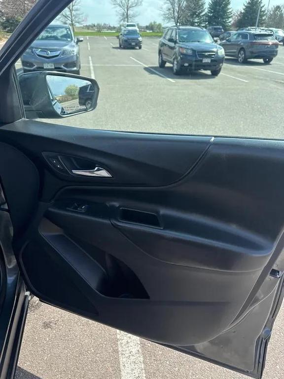 used 2021 Chevrolet Equinox car, priced at $21,998