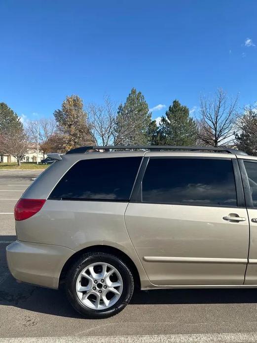 used 2006 Toyota Sienna car, priced at $7,998