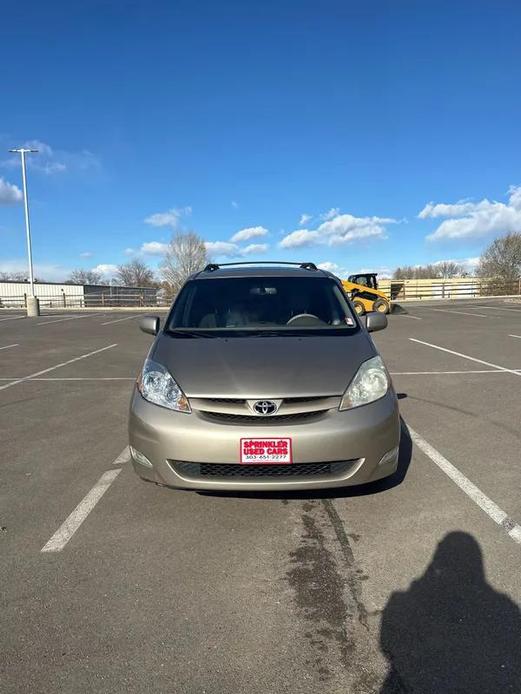 used 2006 Toyota Sienna car, priced at $7,998