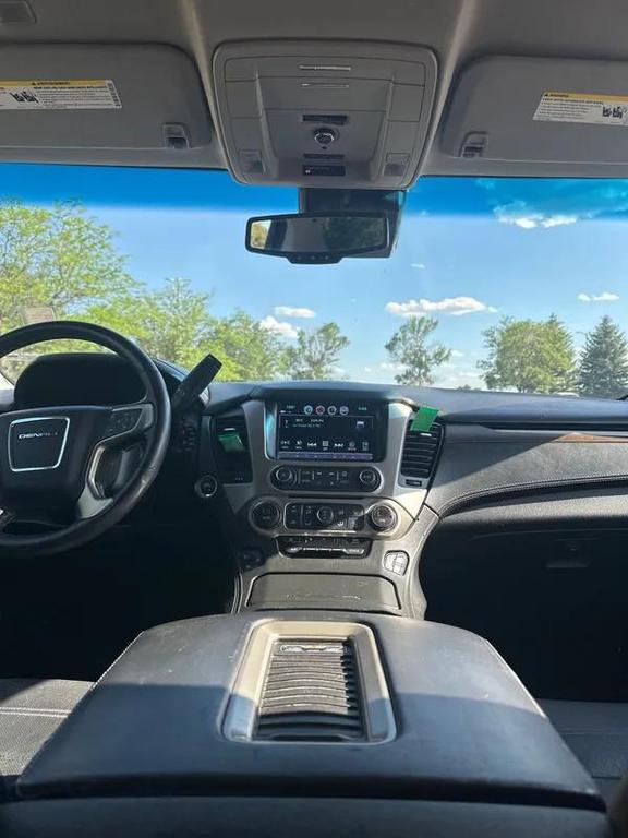 used 2018 GMC Yukon car, priced at $30,998