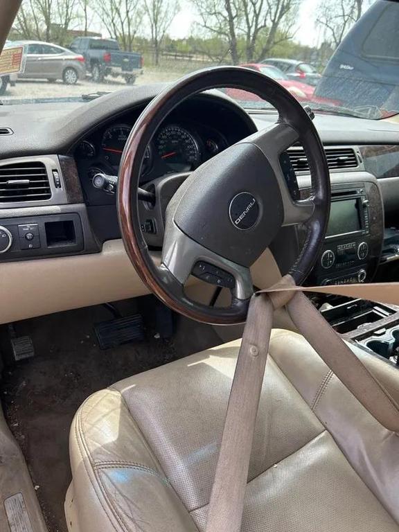 used 2009 GMC Yukon car, priced at $9,998