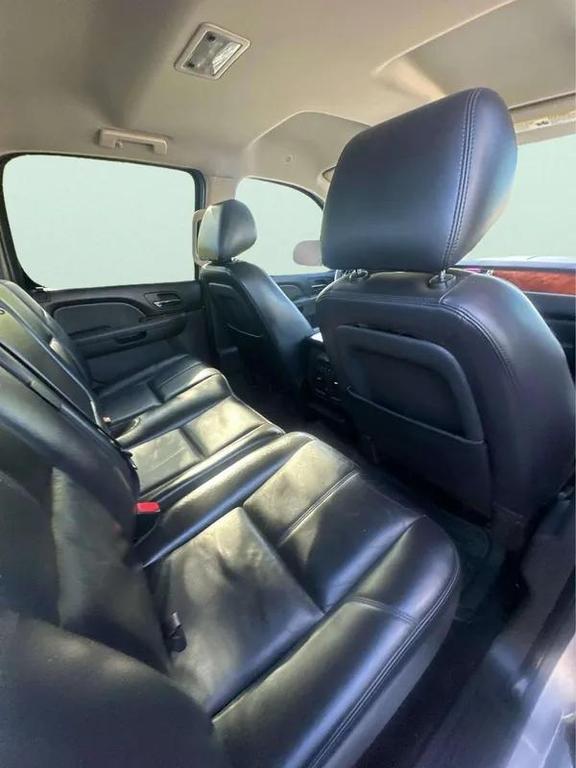 used 2011 Chevrolet Avalanche car, priced at $11,998