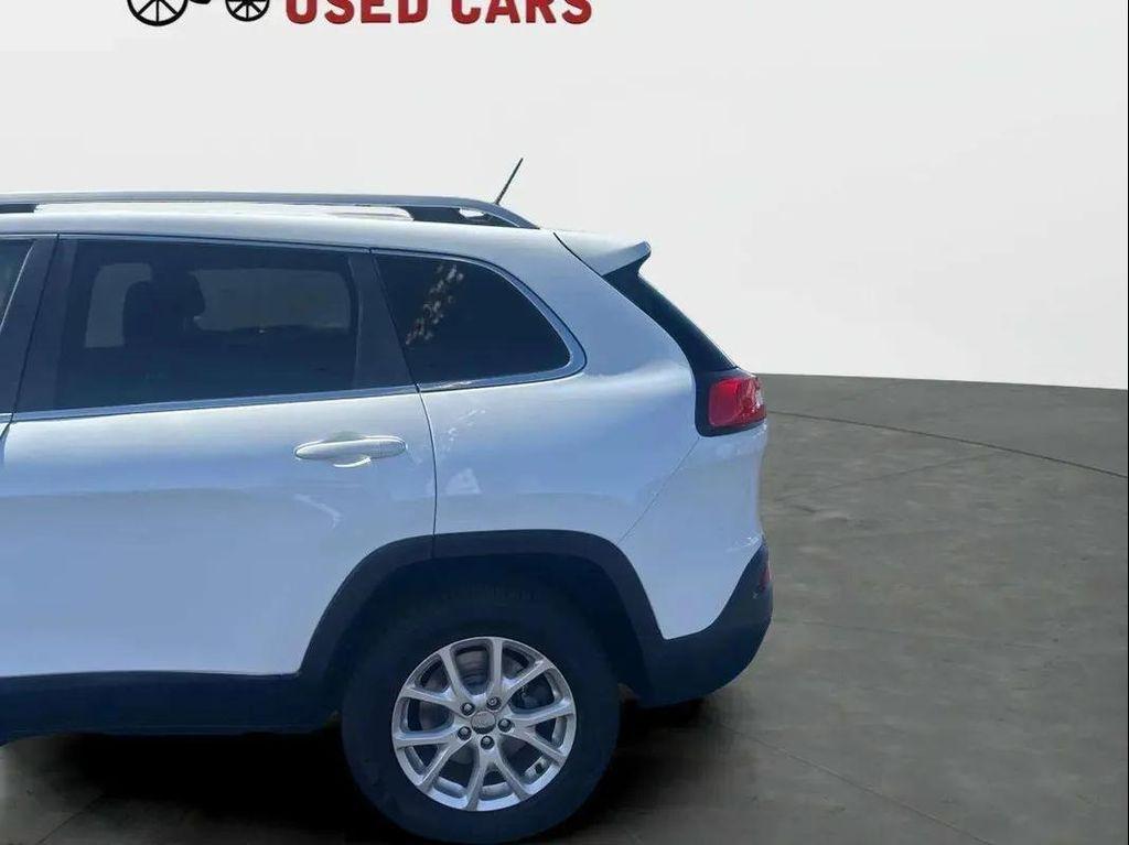 used 2014 Jeep Cherokee car, priced at $10,498