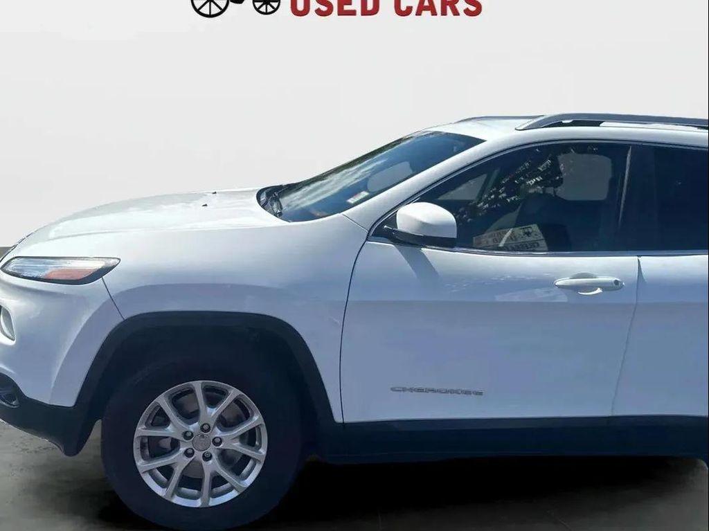 used 2014 Jeep Cherokee car, priced at $10,498