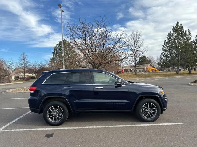 used 2017 Jeep Grand Cherokee car, priced at $17,498