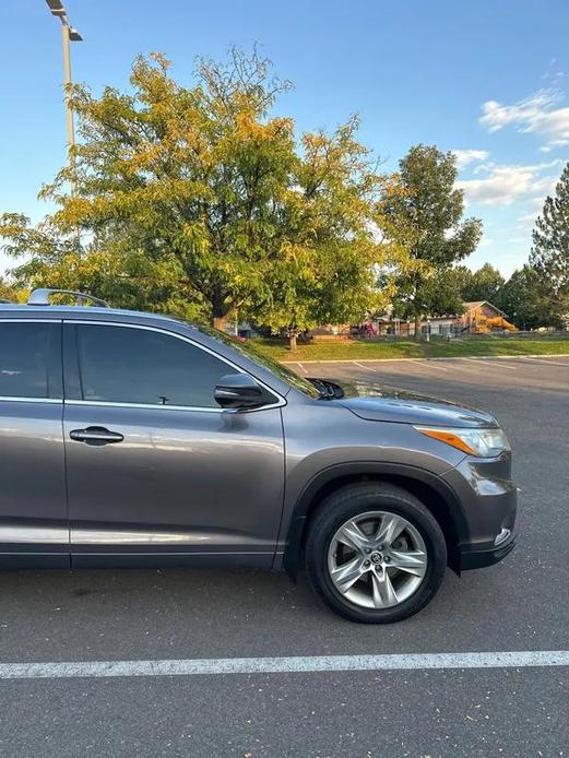 used 2016 Toyota Highlander car, priced at $18,998