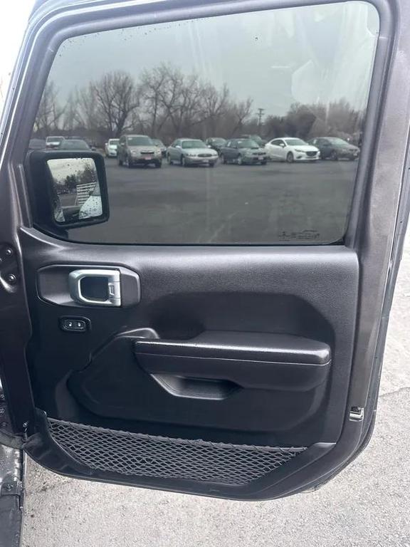 used 2020 Jeep Wrangler Unlimited car, priced at $24,998