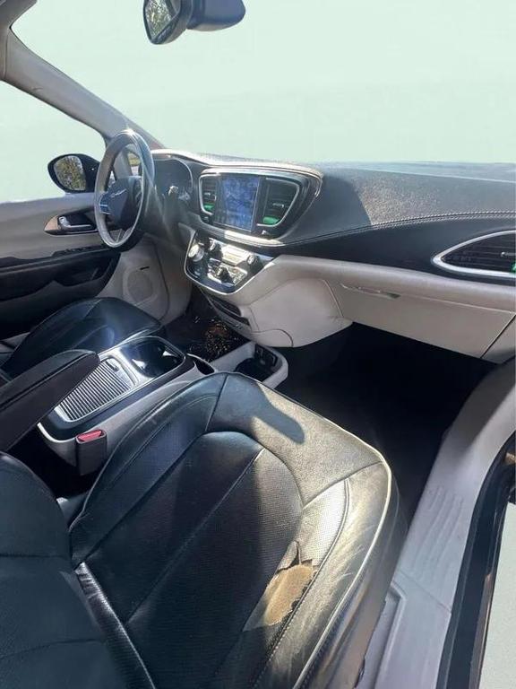 used 2017 Chrysler Pacifica car, priced at $10,998
