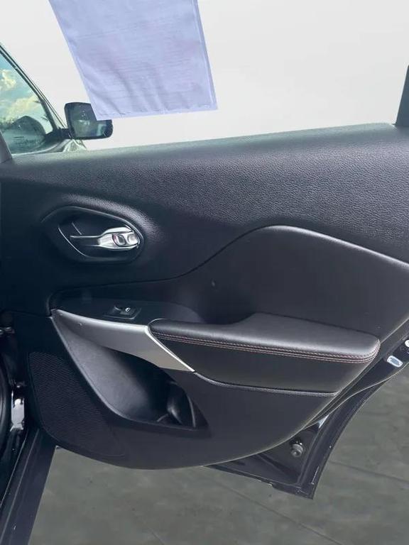 used 2018 Jeep Cherokee car, priced at $17,998