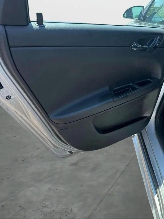 used 2015 Chevrolet Impala Limited car, priced at $9,998