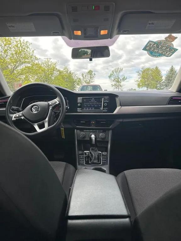 used 2021 Volkswagen Jetta car, priced at $15,498