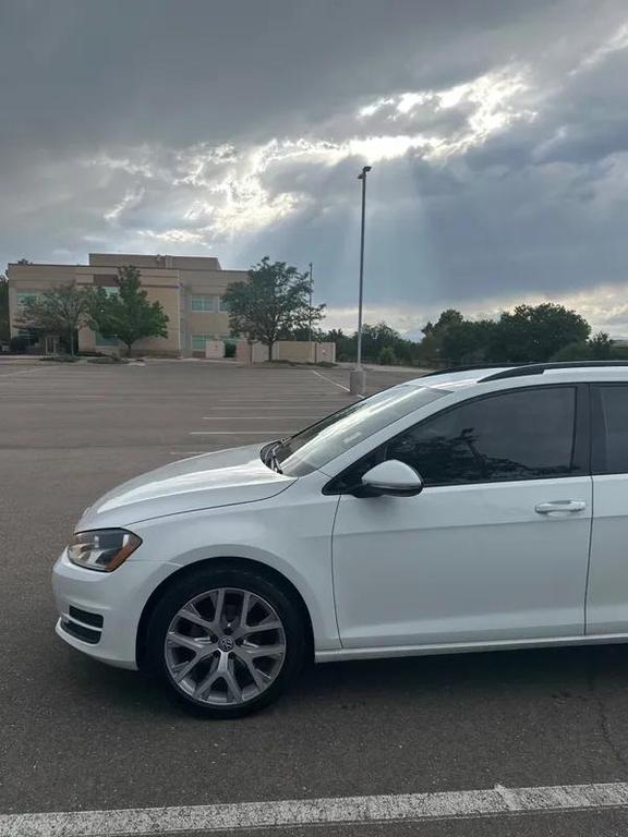 used 2015 Volkswagen Golf SportWagen car, priced at $12,998