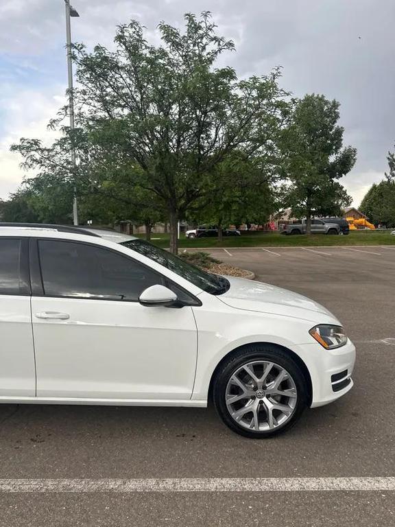 used 2015 Volkswagen Golf SportWagen car, priced at $12,998