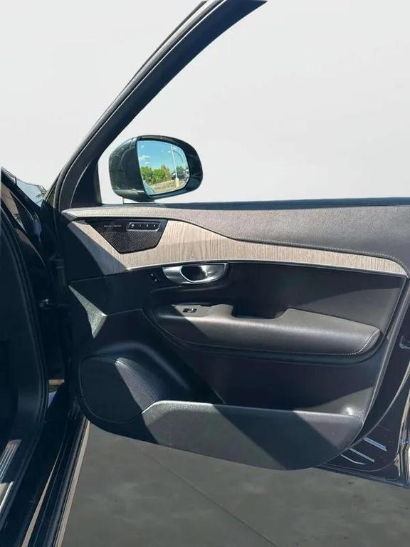 used 2021 Volvo XC90 car, priced at $27,998