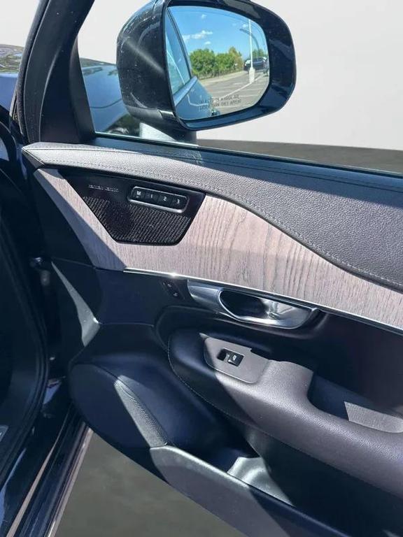 used 2021 Volvo XC90 car, priced at $27,998