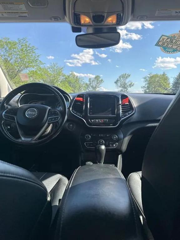 used 2021 Jeep Cherokee car, priced at $17,998