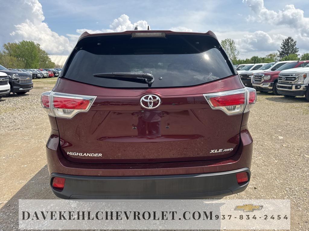 used 2015 Toyota Highlander car, priced at $14,980